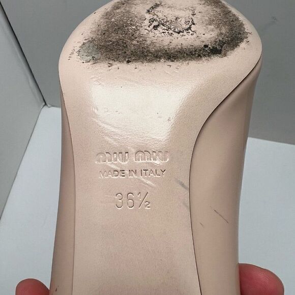 Miu Miu Embellished Patent Leather Tan Pumps Pedestal Kitten Heel Beige Sz 36.5 - Picture 11 of 13